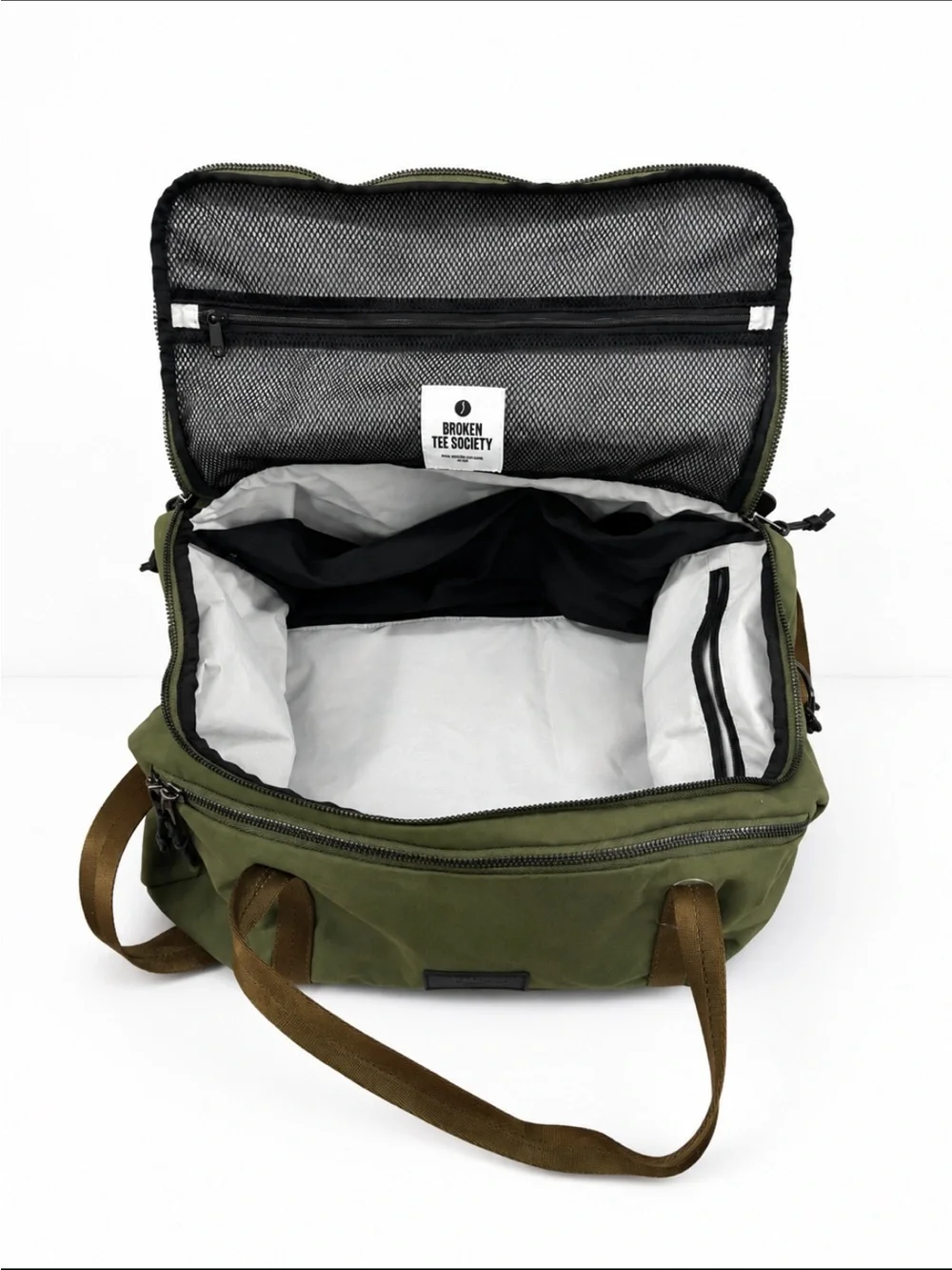 Broken Tee Society Golfers Clubhouse Duffle Bag Weekender in Olive ~ Pristine